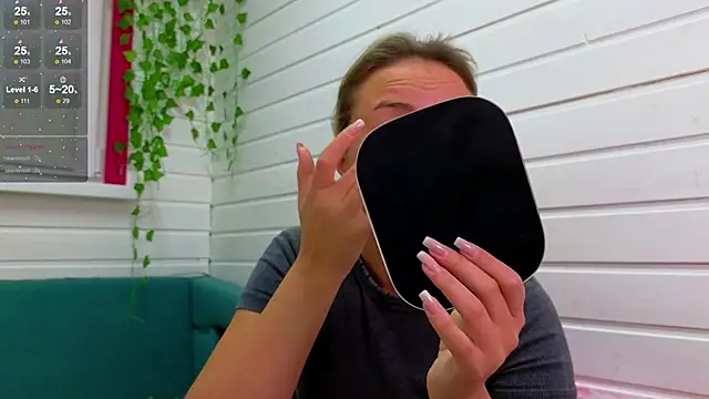 Snapshot of Misss_Vikk chatting on October 5, 6:12 am Misss Vikk online show from October 5, 6:12 am