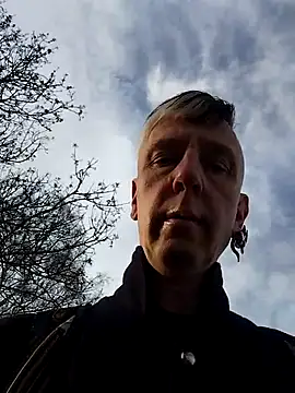 Snapshot of seelengleich chatting on January 17, 12:21 pm seelengleich online show from January 17, 12:21 pm