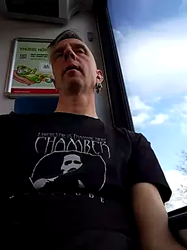 Snapshot of seelengleich chatting on March 25, 11:38 am seelengleich online show from March 25, 11:38 am