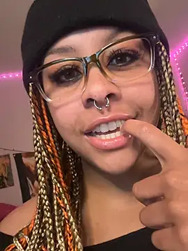 N1NT3NDH03 online show from February 26, 3:38 am