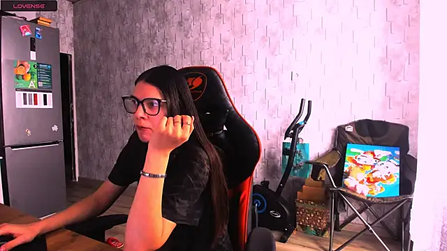 MollyLollipop online show from March 11, 7:48 am