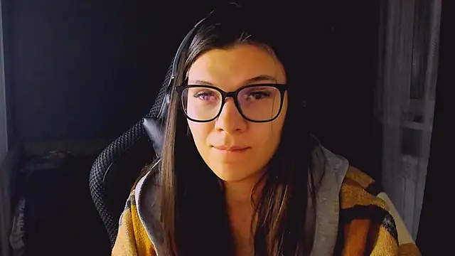 Snapshot of MollyLollipop chatting on January 15, 4:55 pm MollyLollipop online show from January 15, 4:55 pm