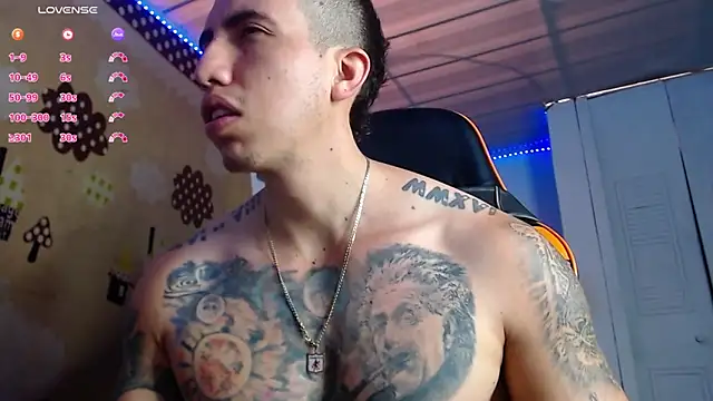 Adam Hudsond online show from December 5, 1:52 pm