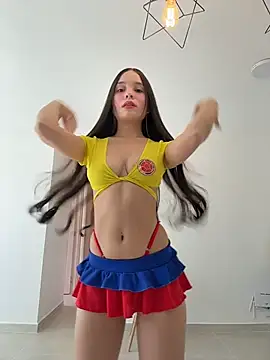 Snapshot of MiaJacksonn chatting on June 11, 5:22 pm MiaJacksonn online show from June 11, 5:22 pm