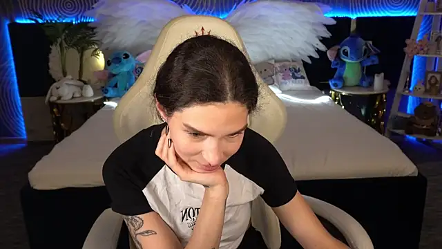 Snapshot of BabyFlowerr chatting on October 17, 6:54 pm BabyFlowerr online show from October 17, 6:54 pm