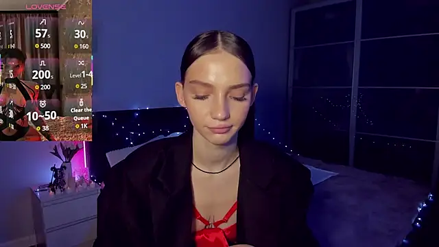 SophieCatty online show from February 11, 11:10 pm