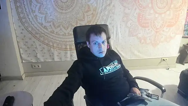 Snapshot of slankecrosdresser chatting on September 27, 12:04 am slankecrosdresser online show from September 27, 12:04 am