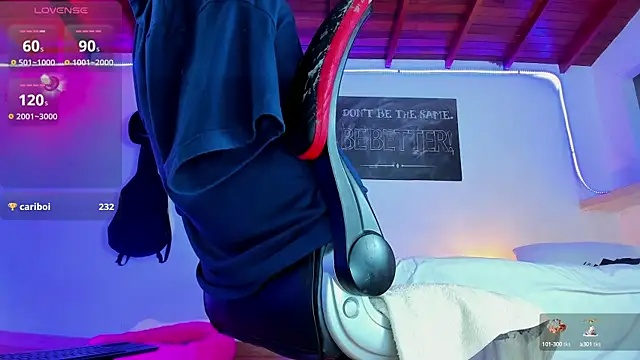 Snapshot of RyanCarter_ chatting on December 19, 7:29 pm RyanCarter online show from December 19, 7:29 pm