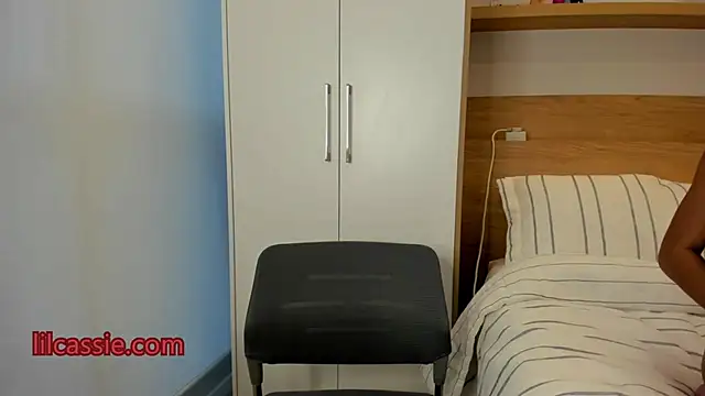 itsyourcassie online show from February 13, 9:55 pm