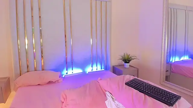 Snapshot of Saekohofman chatting on February 8, 4:25 am Saekohofman online show from February 8, 4:25 am