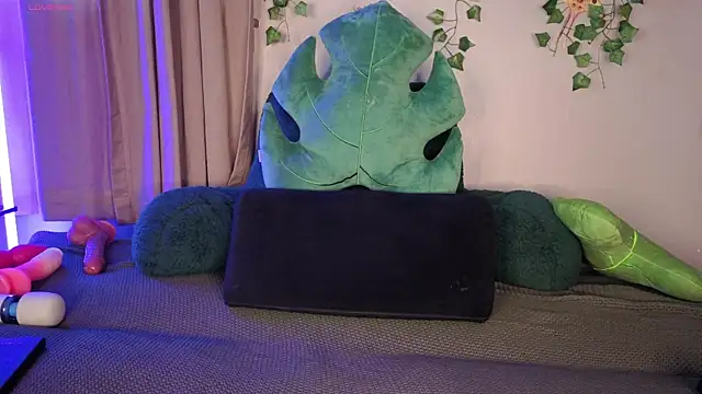 AnnaGingerDD online show from February 28, 11:50 pm