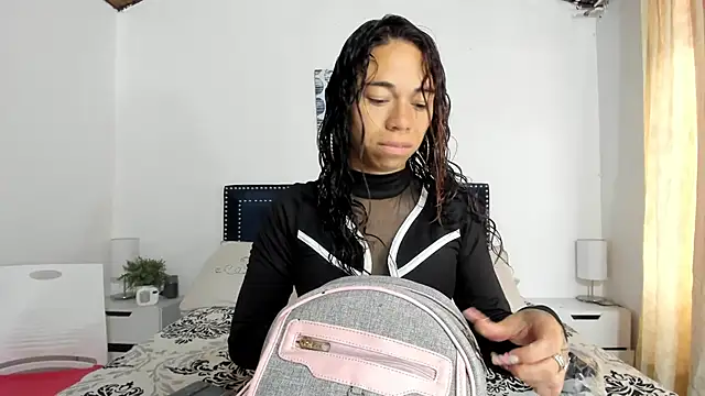 Snapshot of ZulyMichels chatting on January 9, 12:19 pm ZulyMichels online show from January 9, 12:19 pm