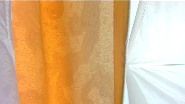 Snapshot of ZulyMichels chatting on February 25, 4:53 pm ZulyMichels online show from February 25, 4:53 pm