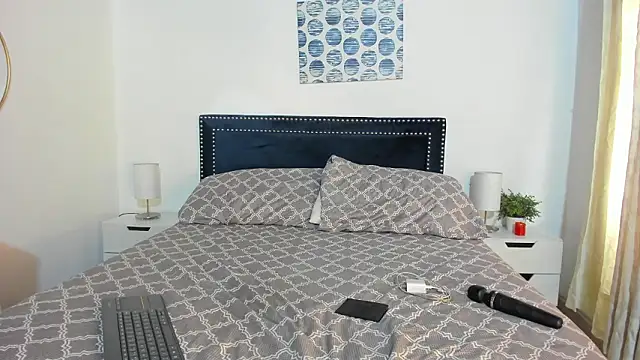 ZulyMichels online show from February 3, 12:21 pm