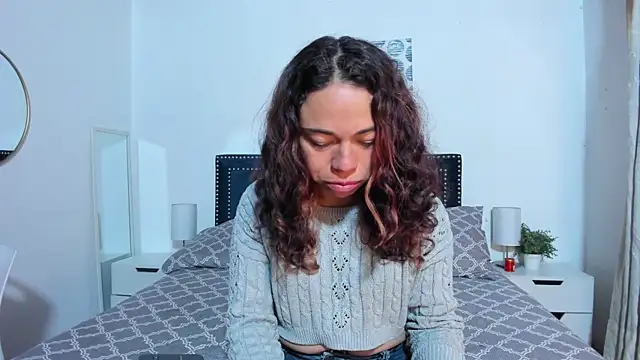 Snapshot of ZulyMichels chatting on June 11, 12:36 pm ZulyMichels online show from June 11, 12:36 pm