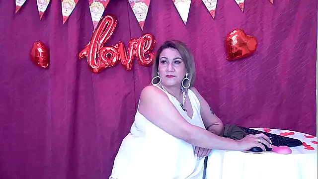 Snapshot of yayita_mature chatting on February 9, 12:52 pm yayita mature online show from February 9, 12:52 pm