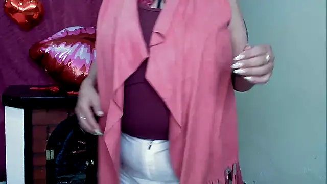 Snapshot of yayita_mature chatting on February 15, 6:01 pm yayita mature online show from February 15, 6:01 pm