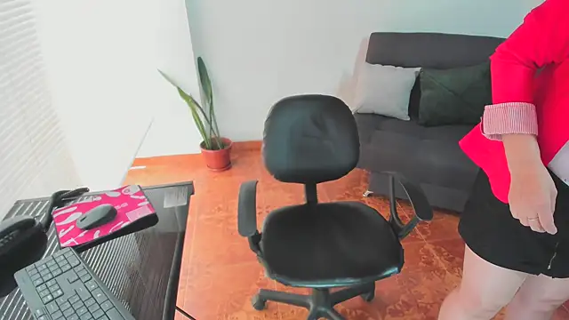 Snapshot of yayita_mature chatting on September 16, 1:01 pm yayita mature online show from September 16, 1:01 pm