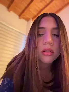 Snapshot of marcimaa chatting on March 21, 10:24 pm marcimaa online show from March 21, 10:24 pm