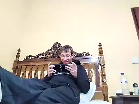 Snapshot of White_rabbit_ chatting on January 24, 8:43 pm White rabbit  online show from January 24, 8:43 pm