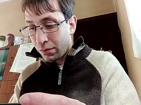 Snapshot of White_rabbit_ chatting on February 5, 10:51 am White rabbit  online show from February 5, 10:51 am