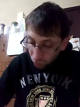 Snapshot of White_rabbit_ chatting on February 12, 9:01 pm White rabbit  online show from February 12, 9:01 pm