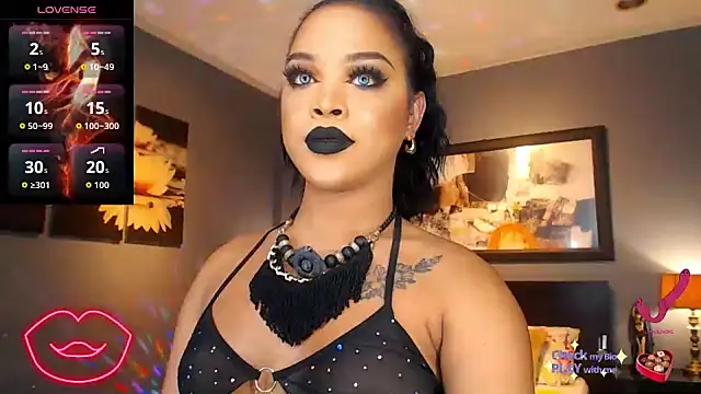 MarryQueen22 online show from May 1, 1:21 am