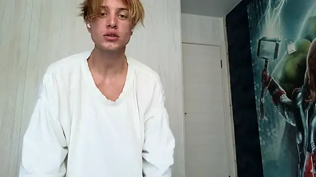 Snapshot of Cryptikov chatting on July 1, 5:20 am Cryptikov online show from July 1, 5:20 am
