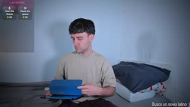 HonestAndrew online show from February 21, 7:20 am