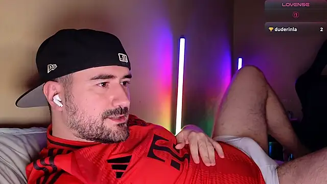 Snapshot of DominantTheo chatting on April 2, 3:37 am DominantTheo online show from April 2, 3:37 am