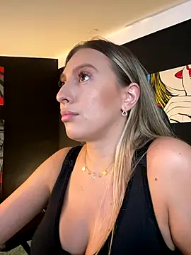 Eva Ryen online show from September 19, 4:40 pm