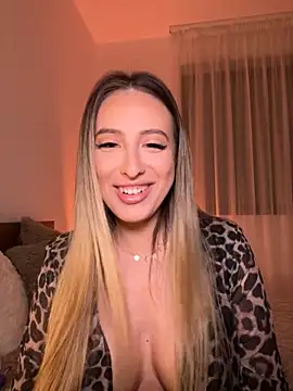 Eva Ryen online show from October 2, 4:47 pm