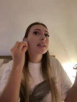 Eva Ryen online show from November 9, 4:16 pm