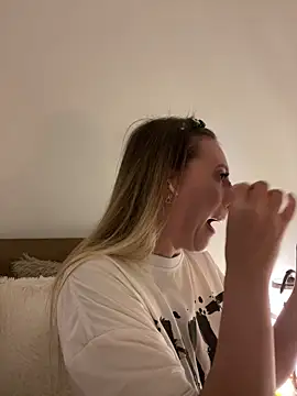 Eva Ryen online show from November 14, 5:22 pm