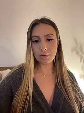 Eva Ryen online show from December 2, 4:35 pm