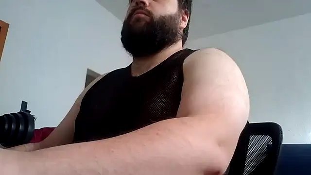 Snapshot of Superbearc89 chatting on April 18, 3:16 pm Superbearc89 online show from April 18, 3:16 pm