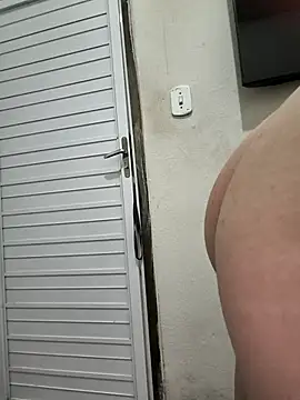 VIC22SECRET online show from November 16, 1:11 am