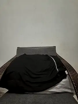 Snapshot of VIC22SECRET chatting on May 7, 1:33 am VIC22SECRET online show from May 7, 1:33 am