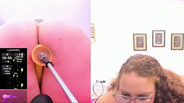 Paulina Davis  online show from February 13, 7:24 am