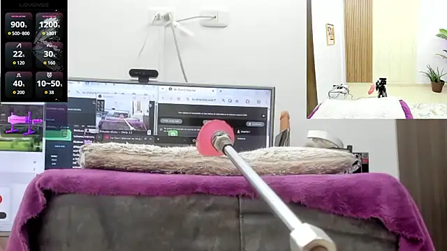 Snapshot of Paulina_Davis_ chatting on July 3, 12:50 am Paulina Davis online show from July 3, 12:50 am