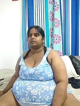 Snapshot of SusanaEshwar chatting on July 10, 4:42 pm SusanaEshwar online show from July 10, 4:42 pm