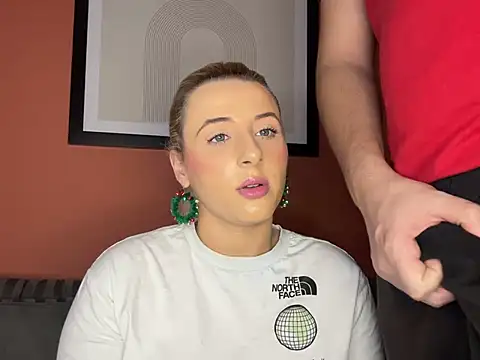 Strongqueen online show from December 14, 8:18 pm