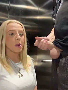 Strongqueen online show from January 11, 7:49 pm