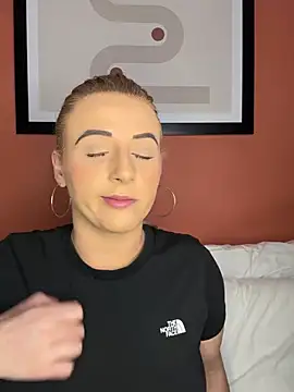 Strongqueen online show from February 26, 6:32 pm