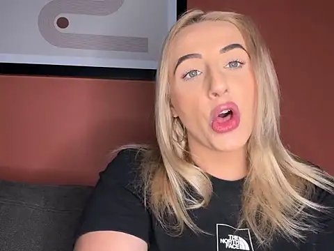 Strongqueen online show from March 9, 3:22 am