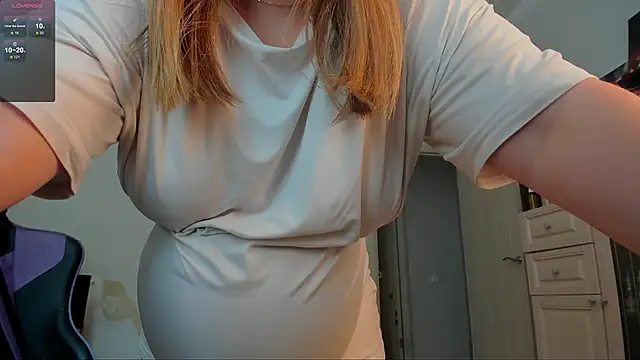 stella vestal online show from June 16, 5:43 am