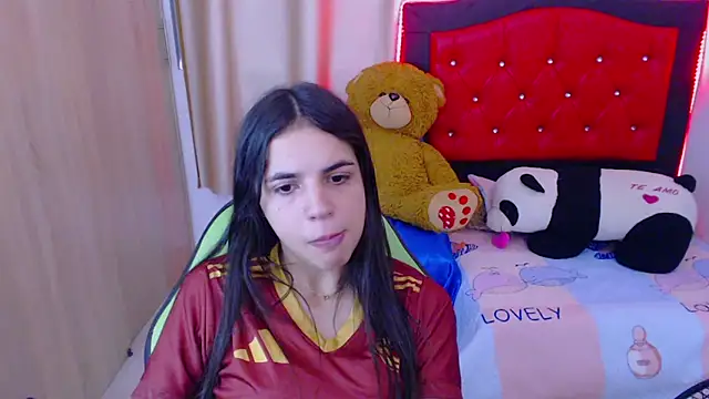  elenna online show from February 3, 6:17 pm