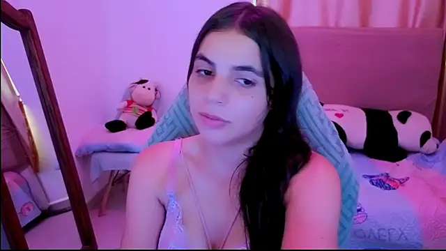 Snapshot of _elenna chatting on May 30, 7:22 pm elenna online show from May 30, 7:22 pm