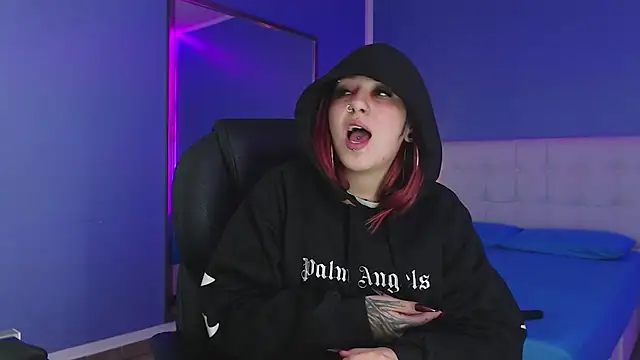 Snapshot of Jessie_williams chatting on December 19, 9:18 am Jessie williams online show from December 19, 9:18 am