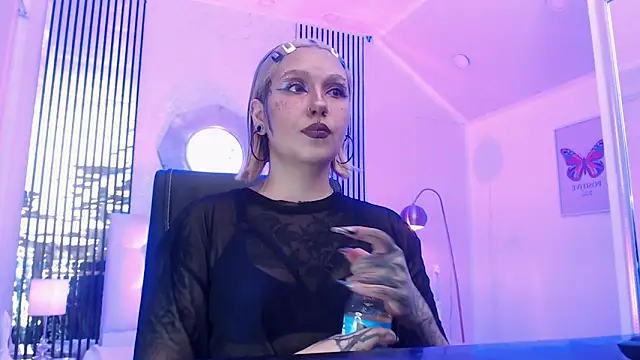 Snapshot of Jessie_williams chatting on January 6, 6:33 pm Jessie williams online show from January 6, 6:33 pm